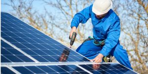 Installation Maintenance Panneaux Solaires Photovoltaïques à Lannedern